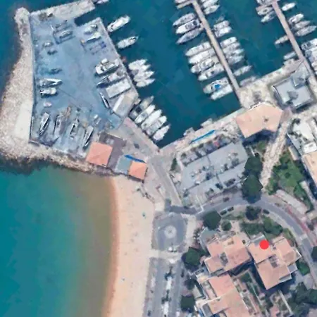 T1 Bis Climatise- 4 Pers - Balcon- Cote D'azur * Frejus