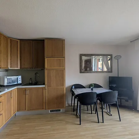 T1 Bis Climatise- 4 Pers - Balcon- Cote D'azur Apartment Frejus