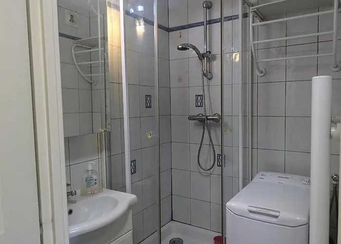 T1 Bis Climatise- 4 Pers - Balcon- Cote D'azur *